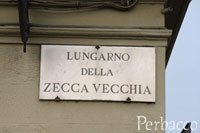 Lungarno della Zecca Vecchia（ルンガルノ・デッラ・ゼッカ・ヴェッキア）